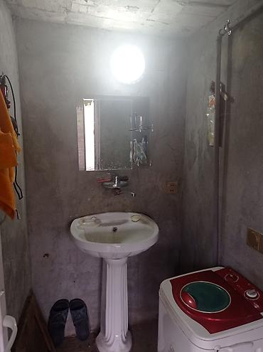 kursulu evler: 2 otaqlı, 4000 kv. m, Orta təmir — 7
