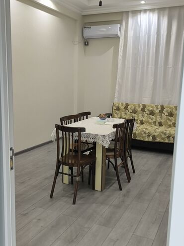 əhmədlide kiraye evler: Köhnə Günəşli Afrodita şadliq sarayının yanı 2 otaqdan 3 otağa düzəlmə