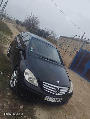 mersedes b klass: Mercedes-Benz B-Class (B150/W245 seriyasına bənzər) – qara metalik 4 — 3