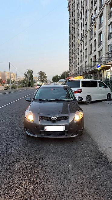 фит 2007: Toyota Auris: 2007 г., 1.5 л, Вариатор, Бензин, Хэтчбэк — 1