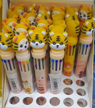 Məktəb çantaları: Yeni Qələm 1 ədədlə 10 rəngdə yazmaq olar Qələmin 1 ədəd 3 azn — 3