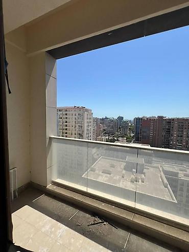 azadliq m: 1 otaqlı, Yeni tikili, m. Azadlıq Prospekti, 31 kv. m — 8