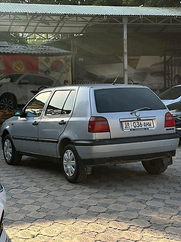 колф 3: Volkswagen Golf: 1993 г., 1.6 л, Механика, Бензин, Хэтчбэк — 3