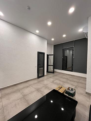 Аренда офисов: Аренда офисов, 112 м², В жилом комплексе, 1 линия, С отдельной кухней, С видом на горы — 2