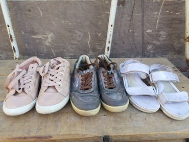 детская обувь взрослых: Детские обуви 35, 36 размеры. Вместе или отдельно можно купить
