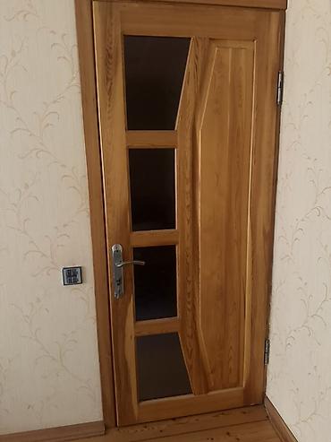 şpon: Taxta otaq qapısı – şüşəli model - Material: təbii ağac (şpon deyil) — 1