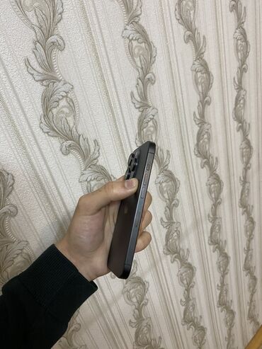 Apple iPhone: IPhone 15 Pro, 128 GB, Matte Space Gray — 6