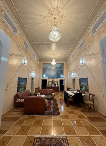 Həyət evləri və villaların satışı: 6 otaqlı, 700 kv. m, Kredit yoxdur, Orta təmir — 1