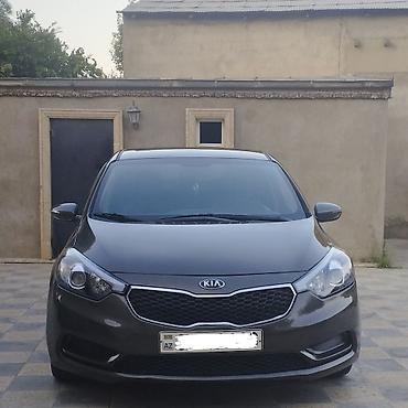 islenmis hyundai avtomobilleri satisi: Kia Cerato: 1.8 l | 2013 il Sedan — 1