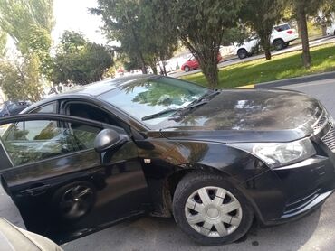 малибу 2 цена: Chevrolet Cruze: 2010 г., 1.6 л, Автомат, Бензин, Седан