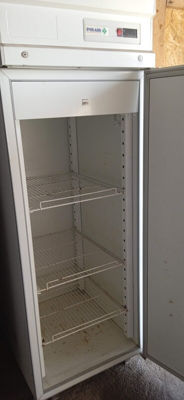 сковорода гриль бишкек: Продаю оборудование холодильник большой белый Poleir 40000 витринный