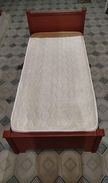 tek kravat işlənmiş: İşlənmiş, Təknəfərlik çarpayı, Bazasız, Matras ilə, Siyirməsiz — 6
