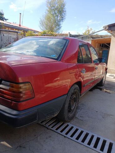 Mercedes-Benz: Mercedes-Benz E-Class: 1988 г., 2.3 л, Механика, Бензин, Седан — 7