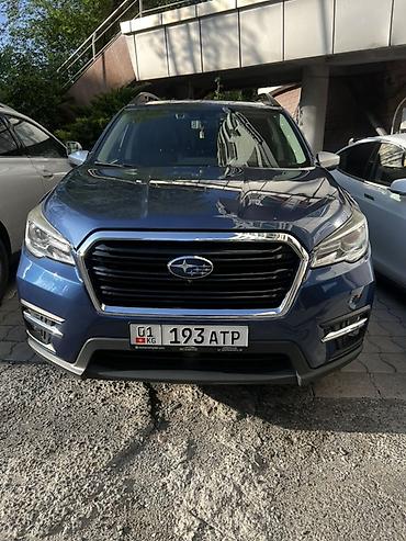 Другие детали салона: Subaru Ascent (интерьер 7‑местного внедорожника/кроссовера) — богатая — 5