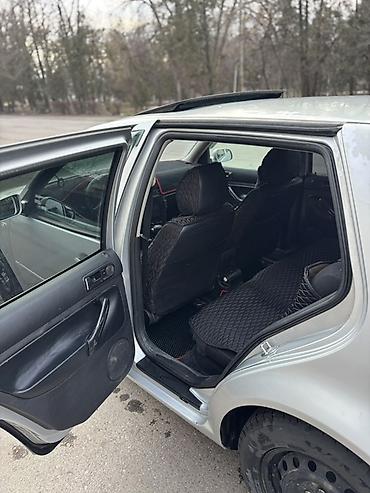 Volkswagen: Volkswagen Golf: 2002 г., 2 л, Автомат, Бензин, Хэтчбэк — 9
