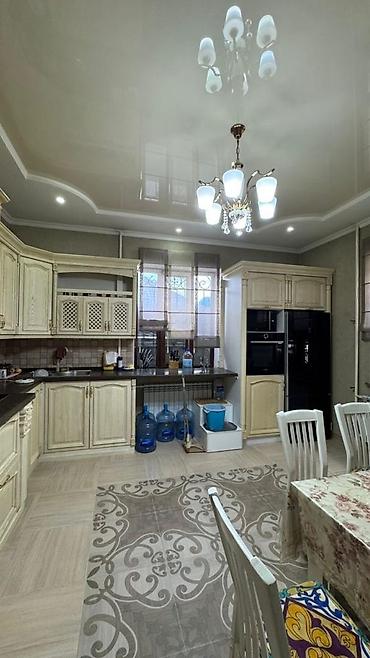 Продажа коттеджей и домов: Продаётся особняк 📍 Район: Суванбердиева 🔹 Площадь дома: 345 м² 🔹 — 16