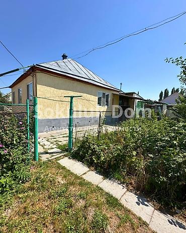 Продажа коттеджей и домов: 🏠Продается дом в с. Сокулук 🟡 Комнаты: 5 🟡 Участок: 8 соток (по факту — 1
