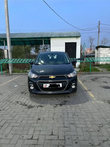Chevrolet: Chevrolet Spark: 2017 г., 1 л, Вариатор, Бензин