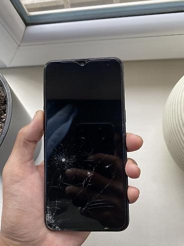 samsu: Samsung Galaxy A10, Б/у, 32 ГБ, цвет - Черный, 2 SIM — 2