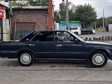 carina e: Toyota Crown: 1990 г., 2 л, Автомат, Бензин, Седан — 4