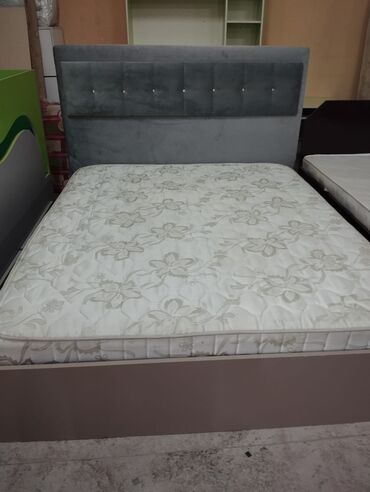 Darvazalar: ❇️Taxt təzədi,matras az işlənib,catdırma quraşdırma pulsuzdur,ūnvan