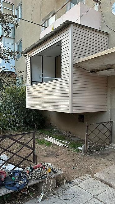 Утепление: Представляем застекленный балкон, облицованный сайдингом, с белыми — 2