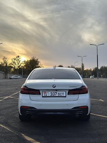 anda seat: BMW 530: 2021 г., 2 л, Автомат, Электромобиль, Седан — 3