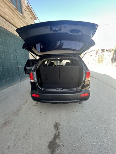 Kia: Kia Sorento: 2 l | 2011 il Ofrouder/SUV — 14