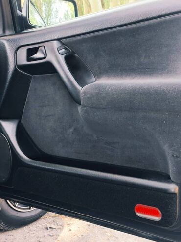 Volkswagen: Volkswagen Vento: 1997 г., 1.8 л, Механика, Бензин, Седан — 8