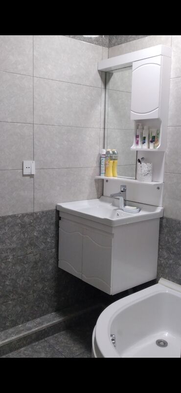 Günlük kirayə mənzillər: 3 otaqlı — 9