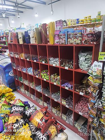 Оборудование для магазинов: Konfet vitrini satılır. Az işlənib. Demək olar ki, təzədir. Real — 4