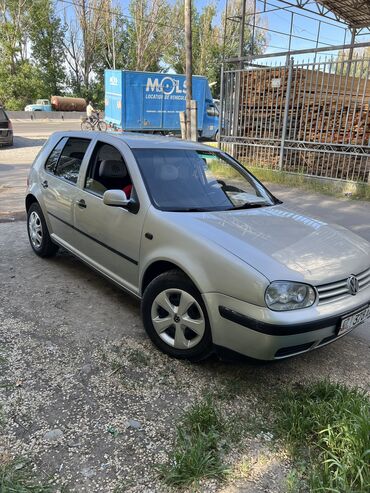 Volkswagen: Volkswagen Golf: 1999 г., 1.6 л, Механика, Бензин, Седан