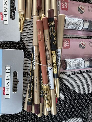 Šminka: Veliki lot šminke, sve novo i originalno. Idealno za butike, online — 4