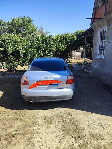 Audi A4: 2002 г., 2 л, Механика, Бензин, Седан