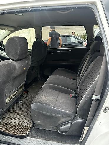 обмен на бус сапок: Toyota Ipsum: 2004 г., 2.4 л, Автомат, Газ, Универсал — 9