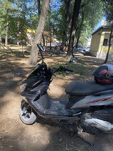 devo tiko: Скутер городского класса, 4‑тактный, автомат (вариатор). Компактный и — 3