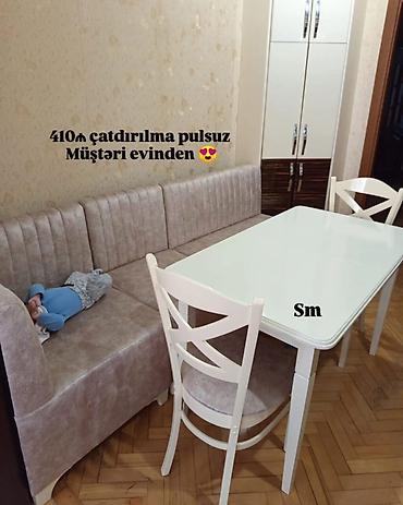 Mətbəx künc dəsti - Komplekt: yumşaq künc divanı, yemək masası və 2