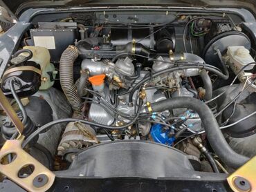 двигатель v8: Продам двигатель карбюраторный V8, по факту 215 бьюик с британскими