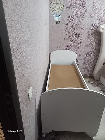 Mebel: Oğlan və qız üçün, İşlənmiş, Çarpayı, Bazalı, Matras ilə, Siyirməli — 2