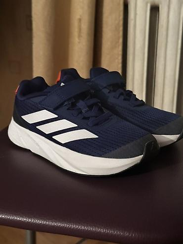 адидас бу красовка: Детские кроссовки Adidas (модель с тремя полосками) - Назначение — 2