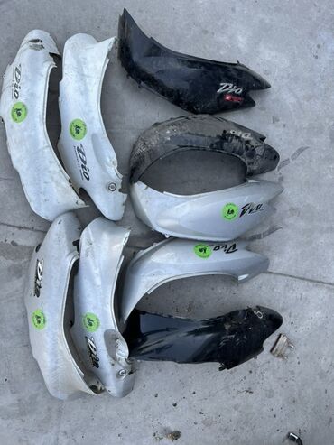 Скутеры: Различные оригинальные запчасти для скутеров Honda Dio и Suzuki. В — 2