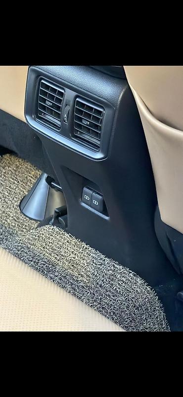 Toyota: Toyota RAV4: 2022 г., 2.5 л, Гибрид, Кроссовер — 15