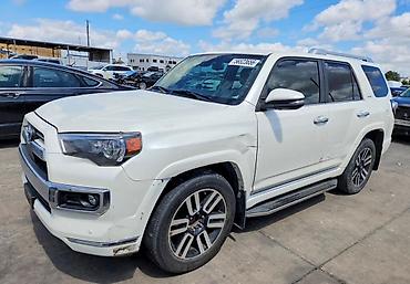 Toyota 4Runner: 2021 г., 4 л, Автомат, Бензин, Внедорожник