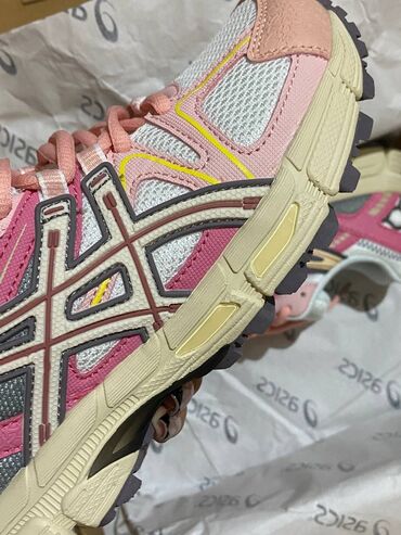 asics бишкек цена: Кроссовкалар, 36, 37.5, Asics, Жаңы, түсү - Кызгылт, Өзү алып кетүү, Акылуу жеткирүү