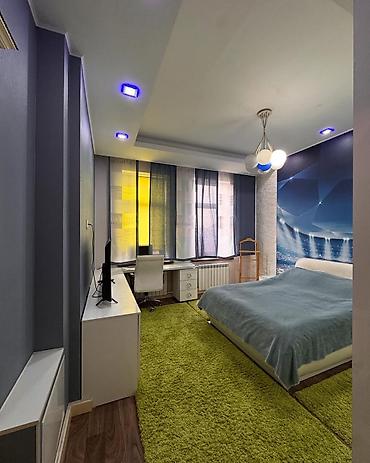 Продажа коттеджей и домов: 🏡🌳 Продаётся большой дом в селе Кок-Джар 📍 Адрес: ул. Алапаева 16 📐 — 8