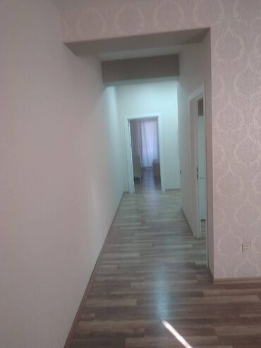 Uzunmüddətli kirayə mənzillər: Xirdalanda Aff parkda 7 mertebeli binanın 3-cu mərtəbəsində yerləşən — 10