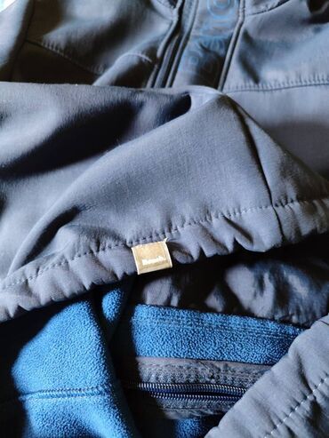 Jakne za prelazni period: Super BENCH jakna - M - Odlicna! Odlicna, BENCH jakna u super stanju — 2