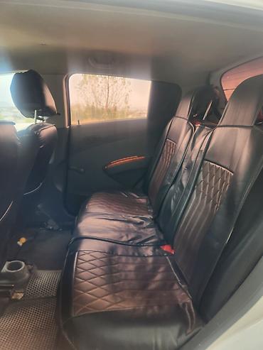 аренда chevrolet spark под выкуп: Chevrolet Spark: 2014 г., 1 л, Автомат, Газ, Хэтчбэк — 6