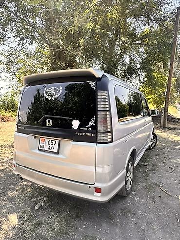 Унаа сатуу: Honda Stepwgn: 2004 г., 2 л, Автомат, Газ, Вэн/Минивэн — 4