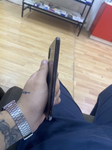 OnePlus: IPhone X, 64 GB, Space Gray, Face ID